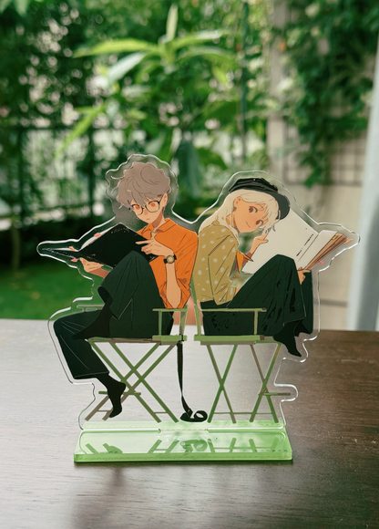 Backstage Acrylic Stand